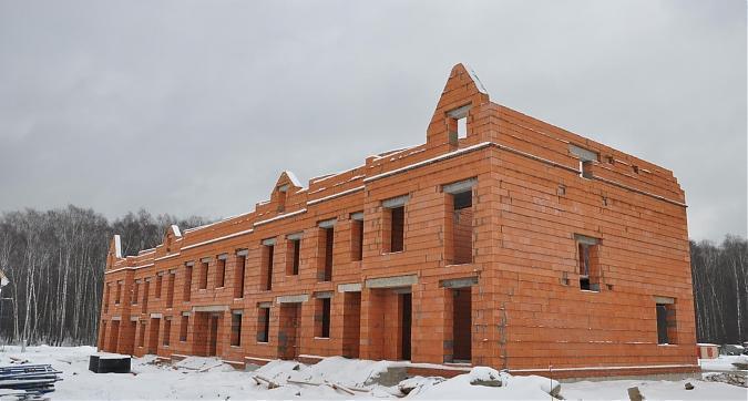 ЖК Каскад парк, 33-й корпус, вид со строительной площадки Квартирный контроль