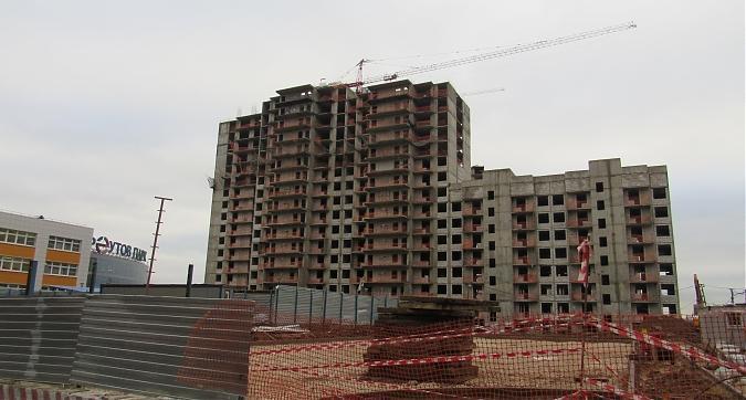 ЖК Новокосино 2, 16-й корпус, монолитные работы, выкладка наружных стен - вид с Юбилейного проспекта, фото 2 Квартирный контроль