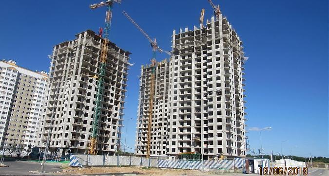 ЖК Первый Московский, 30, 28 и 29 корпуса, монолитные работы - вид с улицы Атласова, фото 1 Квартирный контроль