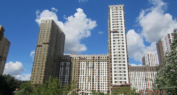 ЖК Оранж парк, 5 корпус - вид с улицы Строителей, фото 3 Квартирный контроль