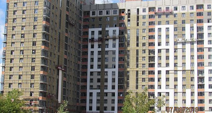 ЖК Оранж парк, 5 корпус - вид с улицы Строителей, фото 6 Квартирный контроль