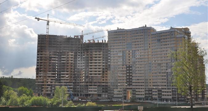 Вид на корпус В и корпус А в ЖК Одинбург Квартирный контроль