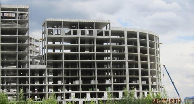 ЖК Парад Планет - вид на строящийся жилой комплекс с западной стороны Квартирный контроль