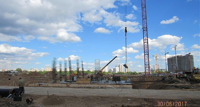 ЖК Green Park (ЖК Грин Парк) - вид с Олонецкой улицы на строительство 3-го корпуса Квартирный контроль