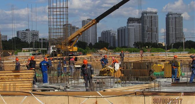 ЖК Green Park (ЖК Грин Парк) - вид с Олонецкой улицы на строительство 3-го корпуса Квартирный контроль