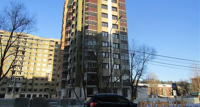 ЖК Нахабинский - вид на корпус с Нахабинского шоссе Квартирный контроль