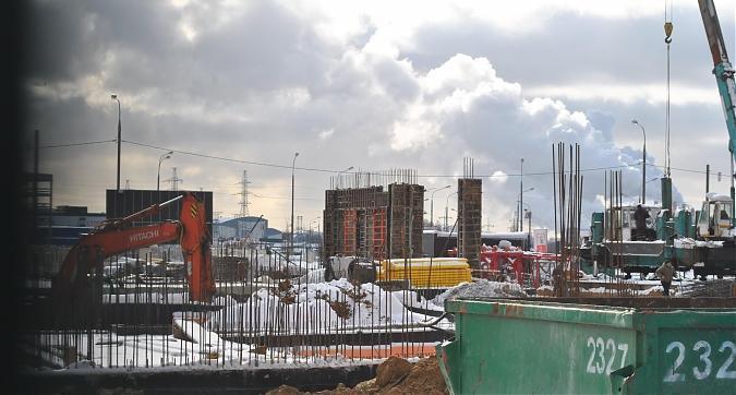 ЖК Nord - видно много строительной техники Квартирный контроль