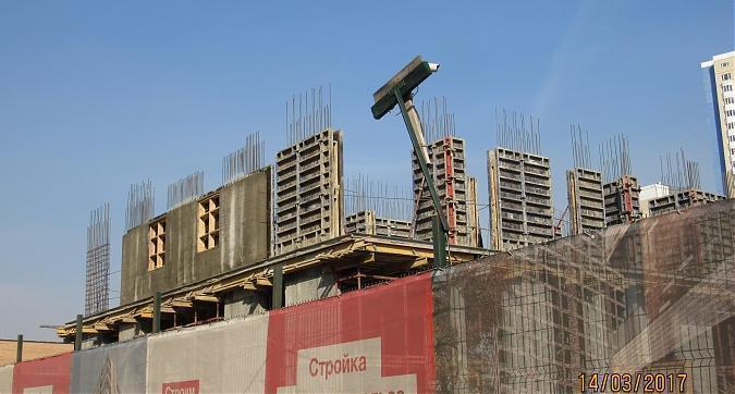 Комплекс апартаментов Смольная, 44 - вид со Смольной улицы на строительство 1-го корпуса Квартирный контроль