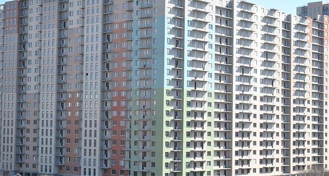 ЖК Мир Митино - корпус 9, ведется работа по остеклепию Квартирный контроль