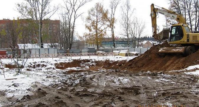 ЖК Диалект - вид на строительную площадку с южной стороны Квартирный контроль