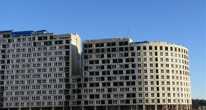 ЖК Парад Планет - проводится остекление Квартирный контроль