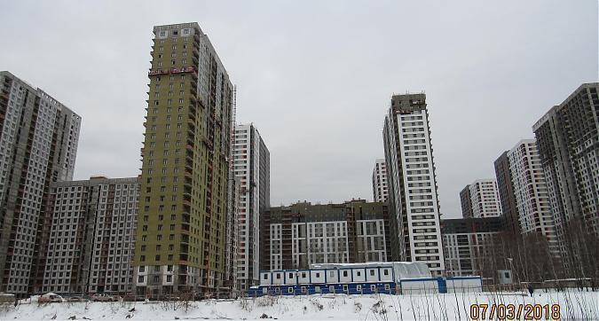 ЖК Оранж парк, 3-й корпус, вид с улицы Строителей Квартирный контроль