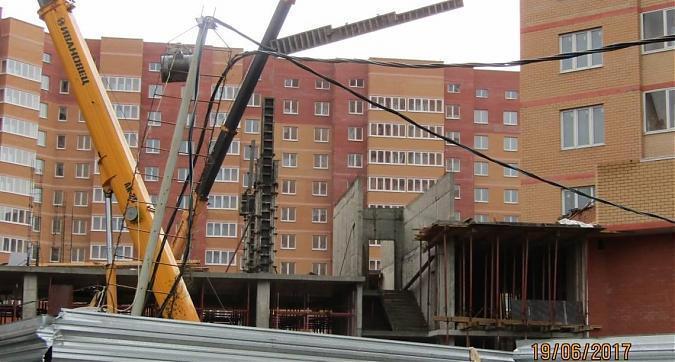 ЖК Лесной городок - вид на строящиеся корпуса 4 и 8 со стороны Минского шоссе Квартирный контроль