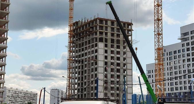 ЖК Ривер парк, корпус 1, вид с ул. Речников, фото 6 Квартирный контроль