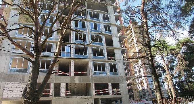ЖК Дом Серебряный Бор, установка стеклопакетов - вид на комплекс со стороны набережной Москва реки Квартирный контроль