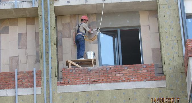 ЖК Гришина,16 (Level Кутузовский), корпус Б- облицовочные работы, вид с улицы Гришина, фото 2 Квартирный контроль