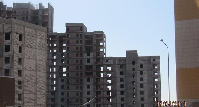ЖК Новокосино 2, 16-й корпус, монолитные работы, выкладка наружных стен - вид с Юбилейного проспекта, фото 3 Квартирный контроль