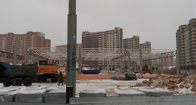 ЖК Южное Видное, торгово-развлекательный центр, вид с улицы Радужная Квартирный контроль
