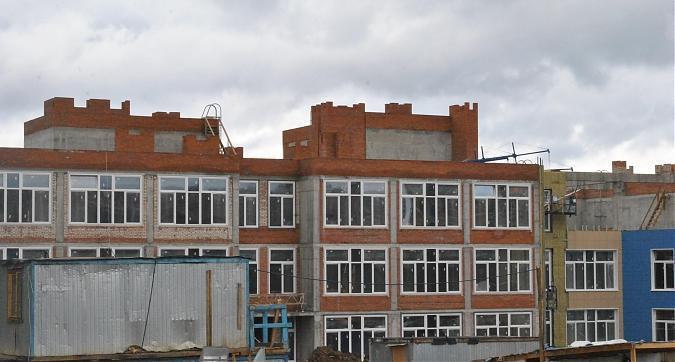 ЖК Изумрудные Холмы - строящиеся школа Квартирный контроль