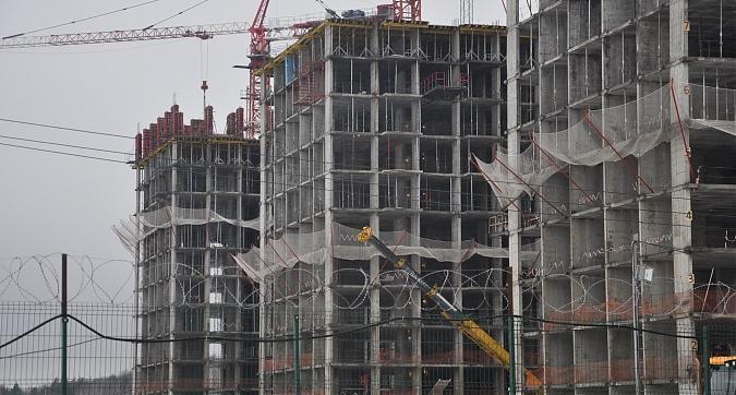 ЖК Саларьево парк, 3-й и 2-й корпус, вид со стороны метро Саларьево Квартирный контроль