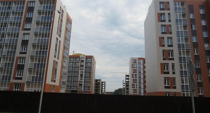 Микрорайон Красногорский (ЖК Красногорский), корпуса 20, 23, 24, 21, вид с южной стороны, фото - 14 Квартирный контроль