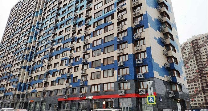 ЖК Белые Росы, корпус Лазурь, вид с ул. Сосновой, фото 1 Квартирный контроль