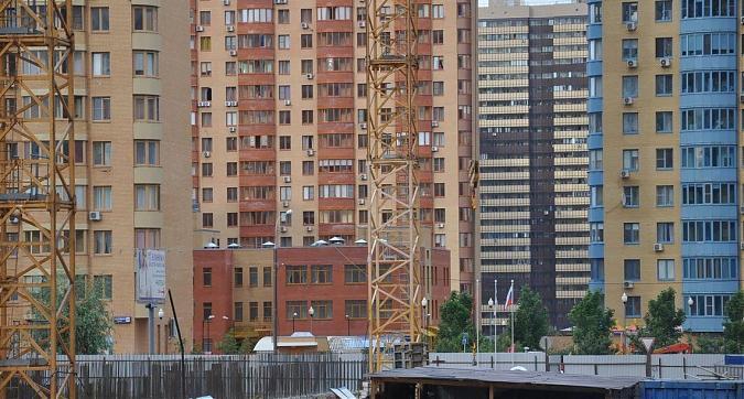 ЖК Юбилейный, дом № 8, вид с улицы Коминтерна, фото 2 Квартирный контроль