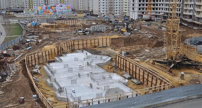 3-й  и 4-й корпус на стадии котлована в ЖК Березовая роща Квартирный контроль