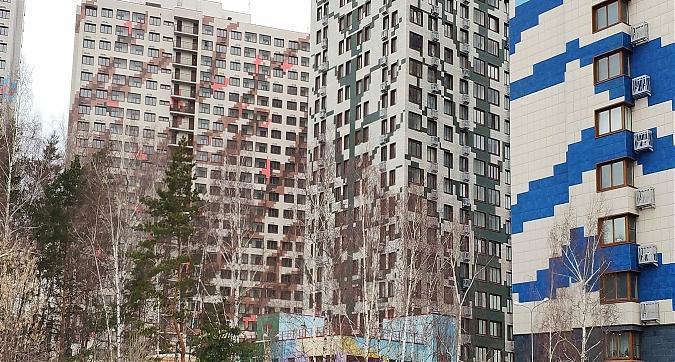 ЖК Белые Росы, корпуса 2, 1А и 4, вид с ул. Сосновой, фото 3 Квартирный контроль