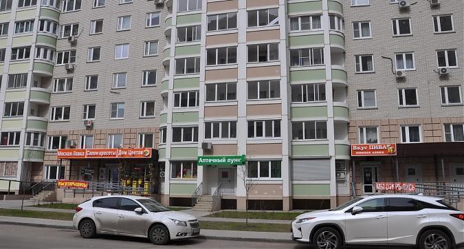 На территории ЖК Южное Видное множество магазинов Квартирный контроль