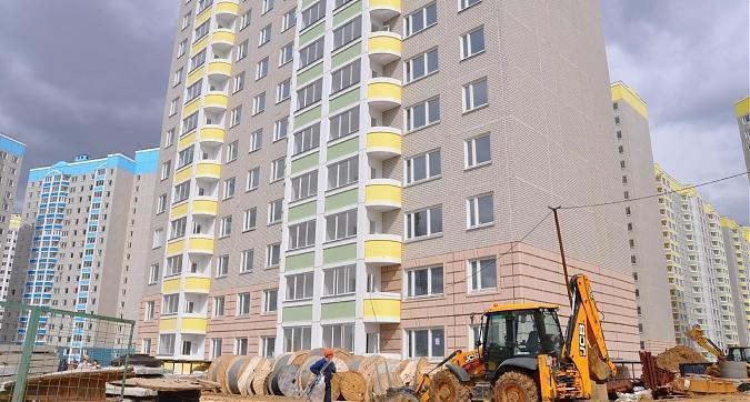 Прокладка коммуникаций и обустройство двора 7-го корпуса в ЖК Южное Видное Квартирный контроль