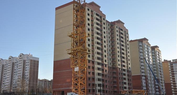 ЖК Центр плюс, 210-й корпус, вид с улицы Пионерская Квартирный контроль