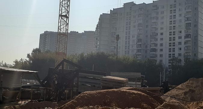 ЖК Квартал на Никулинской, строительная площадка корпуса 2, вид с западной стороны, фото - 9 Квартирный контроль