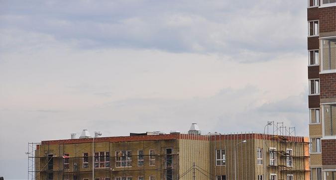 ЖК Столичный, детский сад, вид с улицы Калинина Квартирный контроль