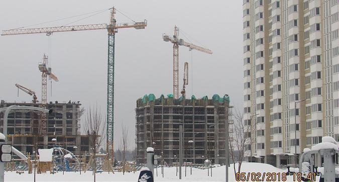 ЖК Первый Московский, 30-й и 29-й корпуса, монолитные работы - вид с улицы Атласова, фото 2 Квартирный контроль