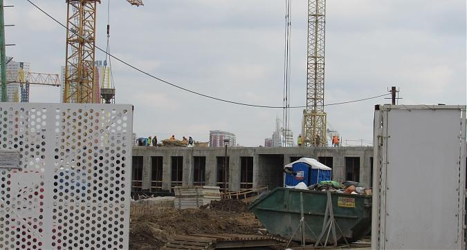 ЖК Мякинино парк, корпус 1.2, монолитные работы, вид со стороны Новорижского ш., фото - 2 Квартирный контроль