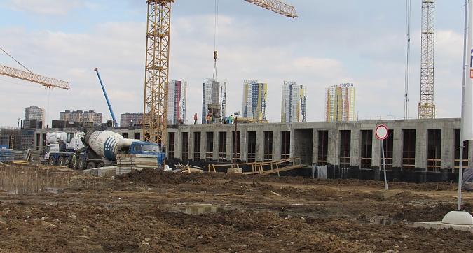 ЖК Мякинино парк, корпус 1.2, монолитные работы, вид со стороны Новорижского ш., фото - 4 Квартирный контроль