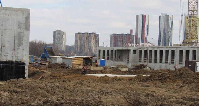 ЖК Мякинино парк, корпус 1.1 и 1.2, монолитные работы, вид со стороны Новорижского ш., фото - 6 Квартирный контроль