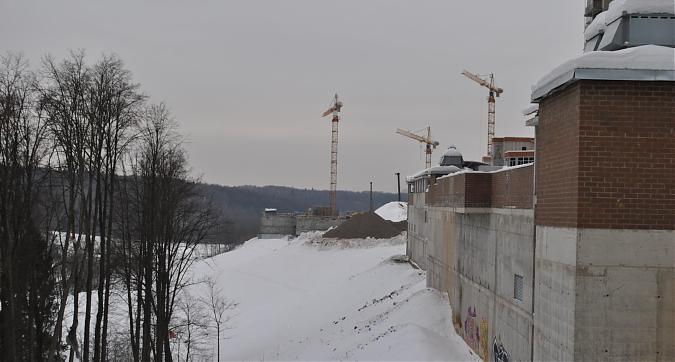 ЖК Изумрудные Холмы - вид на корпус 17 со стороны лесопарка Квартирный контроль