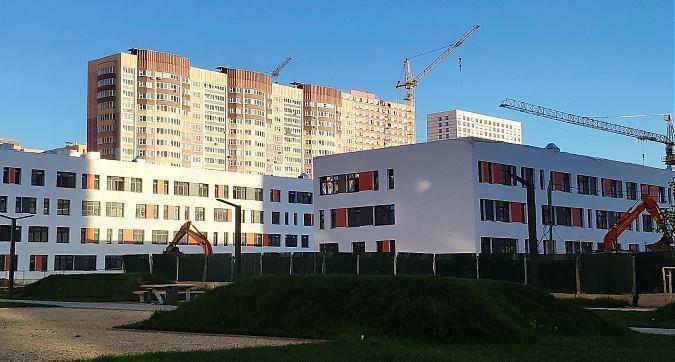 ЖК Восточное Бутово, школа, вид с Крымской ул., фото 7 Квартирный контроль