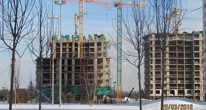 ЖК Первый Московский, 30-й и 29-й корпуса, монолитные работы - вид с улицы Атласова, фото 1 Квартирный контроль
