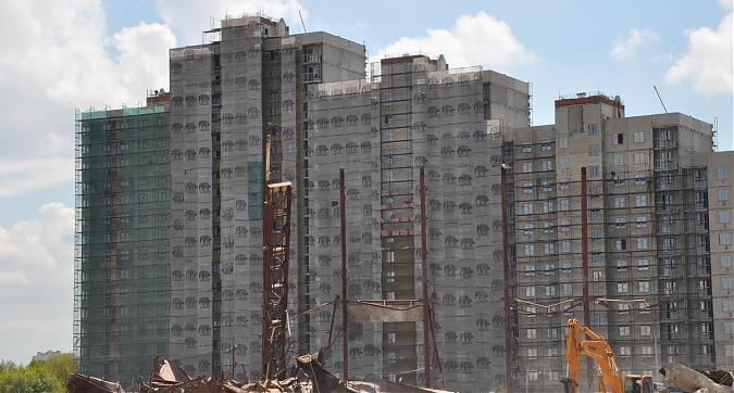ЖК Лучи, вид с улицы Производственная Квартирный контроль
