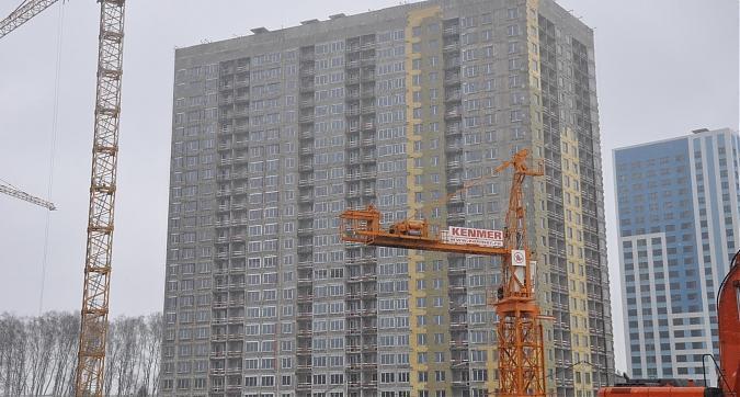 ЖК Эталон Сити, 3-й корпус, вид с улицы Поляны Квартирный контроль