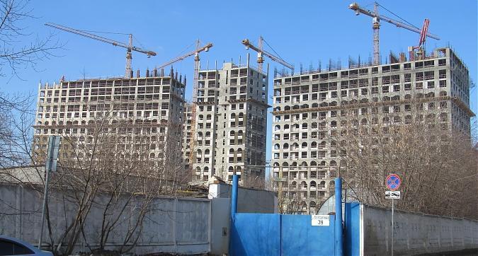 ЖК Серебряный парк (Паршина, 10), корпуса 1,2,3, вид с ул. Берзарина, фото - 4 Квартирный контроль