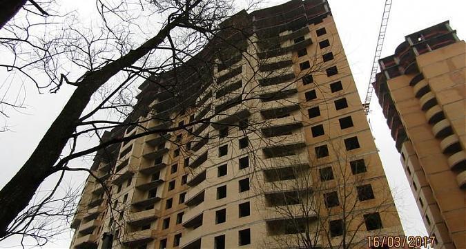 ЖК Лесная Корона - вид на комплекс со стороны улицы Тихонравова Квартирный контроль
