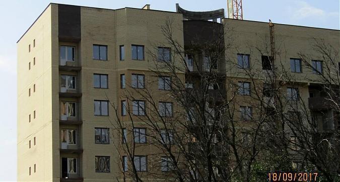 ЖК Афродита - в корпусе 16 проводятся работы по остеклению Квартирный контроль
