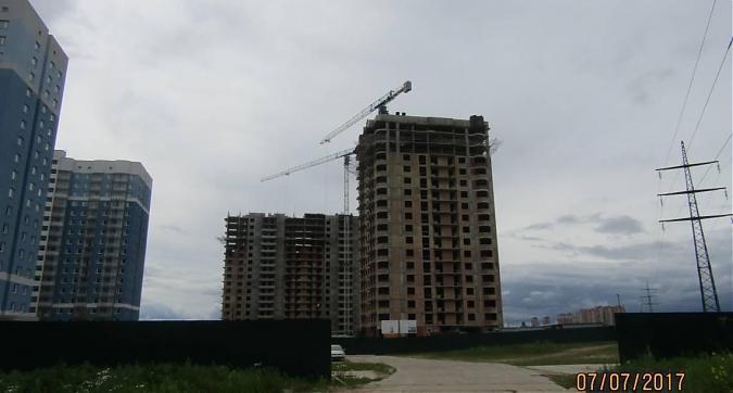 ЖК Лобня Сити - вид на строящийся жилой комплекс с восточной стороны Квартирный контроль