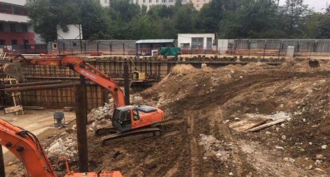 ЖК Дом на Абрамцевской, работы по обустройству котлована - вид с Абрамцевской улицы, фото 6 Квартирный контроль