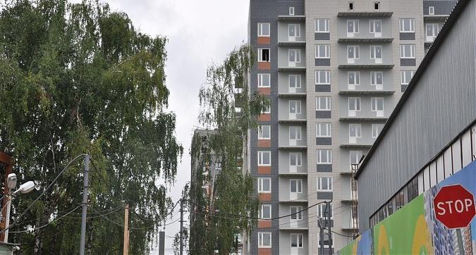 ЖК Гринада, 1-й корпус, вид с Новобутовской улицы, фото 2 Квартирный контроль