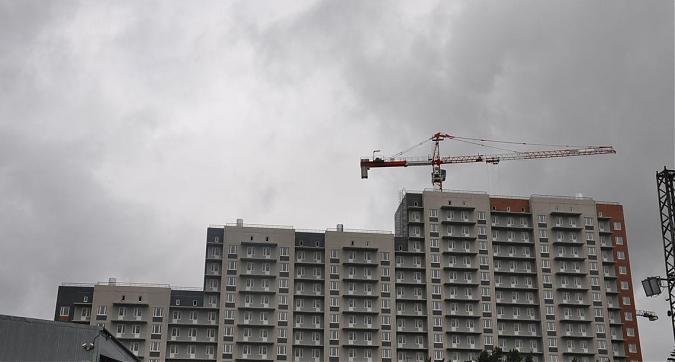 ЖК Гринада, 1-й корпус, вид с Новобутовской улицы, фото 3 Квартирный контроль